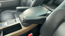 Land Rover Range Rover 3.0 SDV6 Vogue SE 4dr Auto Diesel Estate